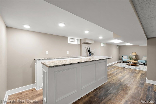 2376 Bacon Ave, Berkley, MI 48072 - bar with wood finished floors, baseboards, and recessed lighting