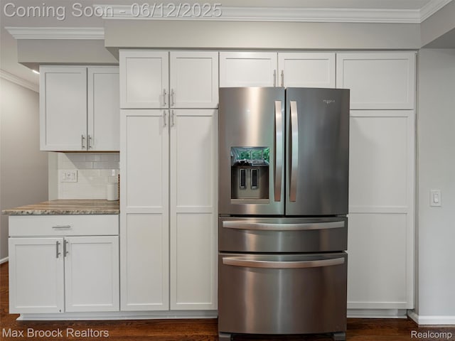 5544 Kingsfield Dr, West Bloomfield, MI 48322 - kitchen with stainless steel fridge with ice dispenser, crown molding, white cabinets, decorative backsplash, and dark wood-style flooring