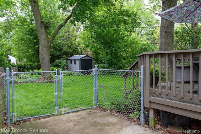 13317 Victoria Ave, Huntington Woods, MI 48070 - view of yard with a gate and a wooden deck