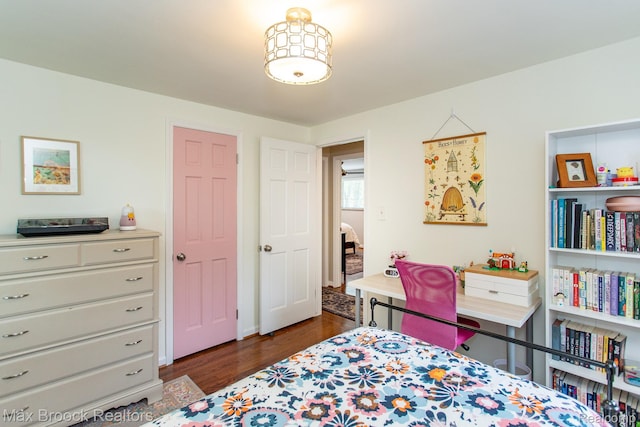 13317 Victoria Ave, Huntington Woods, MI 48070 - bedroom featuring dark wood-style floors
