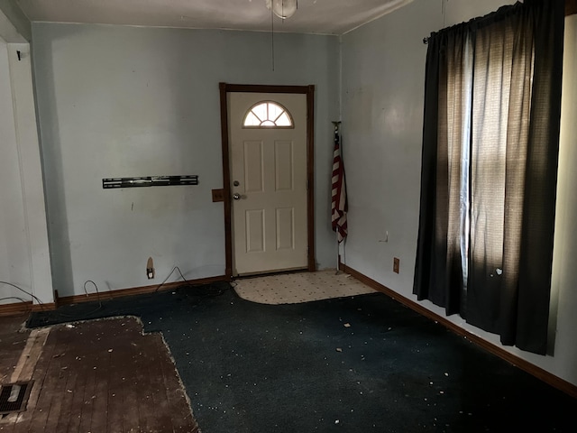 821 Fletcher St, Owosso, MI 48867 - entrance foyer featuring baseboards