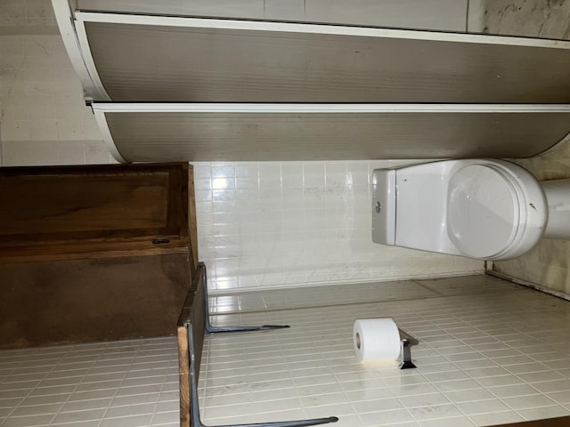 821 Fletcher St, Owosso, MI 48867 - view of bathroom