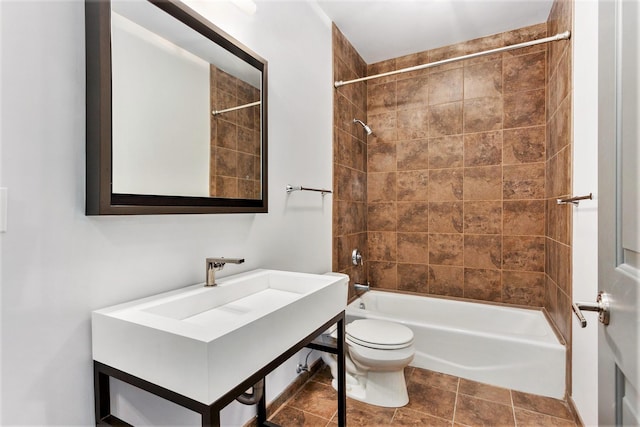 27 Library St NE Unit 301, Grand Rapids, MI 49503 - full bath with toilet, shower / tub combination, and vanity