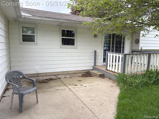8865 E Bennington Rd, Durand, MI 48429 - view of patio / terrace