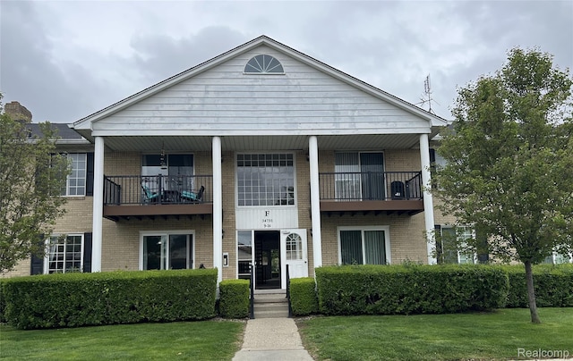 34751 Kimberly Dr Unit 12, Sterling Heights, MI 48312 - photo 1