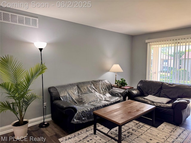29240 Gloede Dr Unit 164, Warren, MI 48088 - living area featuring wood finished floors and baseboards