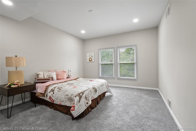 65 Melbourne St, Detroit, MI 48202 - carpeted bedroom with baseboards and recessed lighting