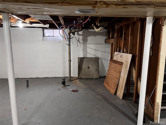 8208 Kentucky St, Detroit, MI 48204 - view of unfinished below grade area