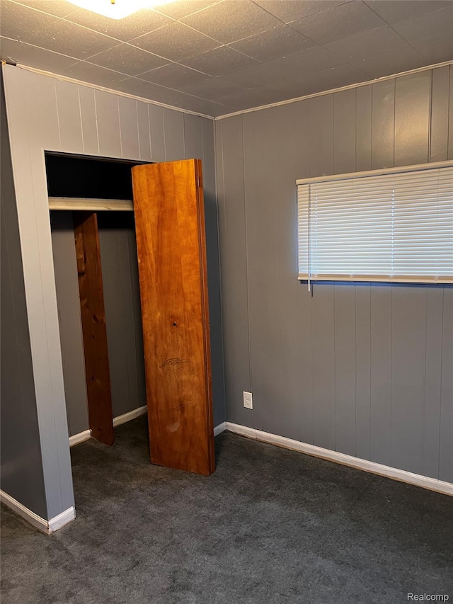 8208 Kentucky St, Detroit, MI 48204 - unfurnished bedroom featuring carpet and a closet