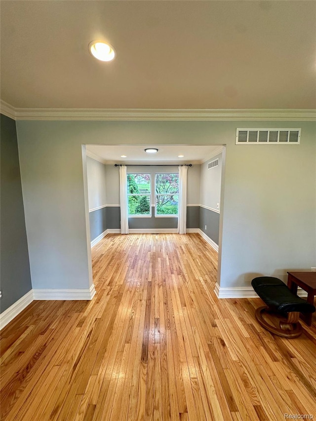 3758 Tienken Rd, Auburn Hills, MI 48326 - unfurnished room with crown molding, light wood-type flooring, and baseboards