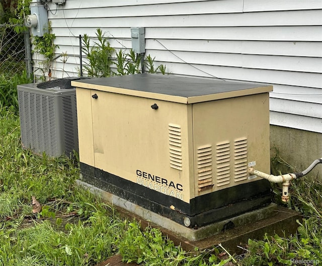 3758 Tienken Rd, Auburn Hills, MI 48326 - exterior view of a power unit, cooling unit, and electric meter