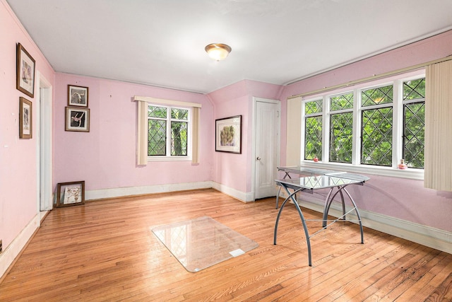 3261 Sherbourne Rd, Detroit, MI 48221 - unfurnished office with wood finished floors and baseboards