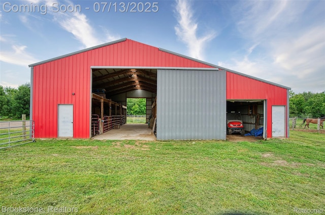 6245 Ray Rd, Swartz Creek, MI 48473 - view of pole building with an exterior structure