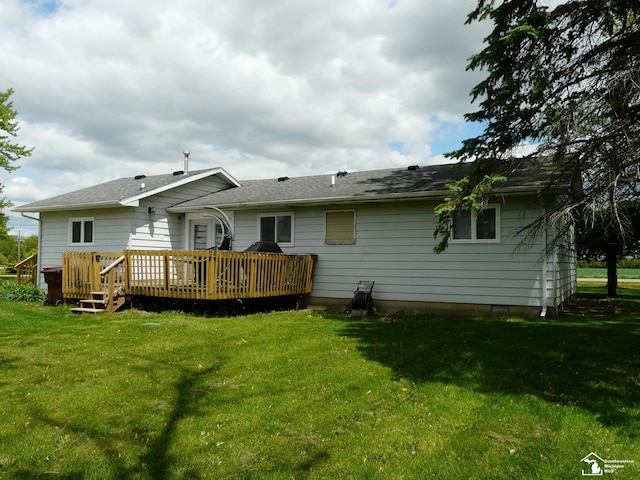 12067 Lewis Ave, Temperance, MI 48182 - back of property with a deck and a yard