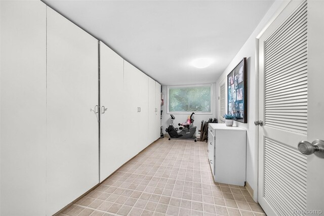 5259 Echo Rd, Bloomfield Hills, MI 48302 - laundry room featuring light tile patterned floors