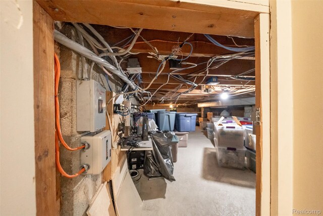 5259 Echo Rd, Bloomfield Hills, MI 48302 - unfinished below grade area featuring electric panel