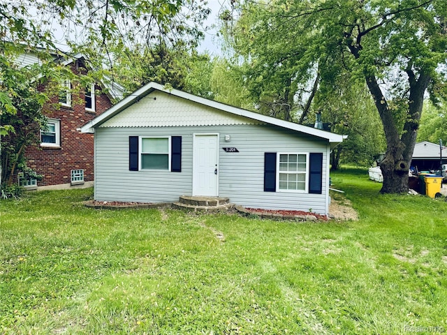 38204 Main St, New Baltimore, MI 48047 - view of front of property with a front yard