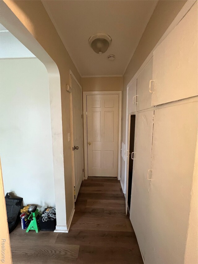 11106 Nottingham Rd, Detroit, MI 48224 - hall with wood finished floors