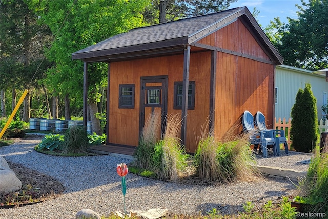 1041 Lancaster St, Lapeer, MI 48446 - view of outdoor structure