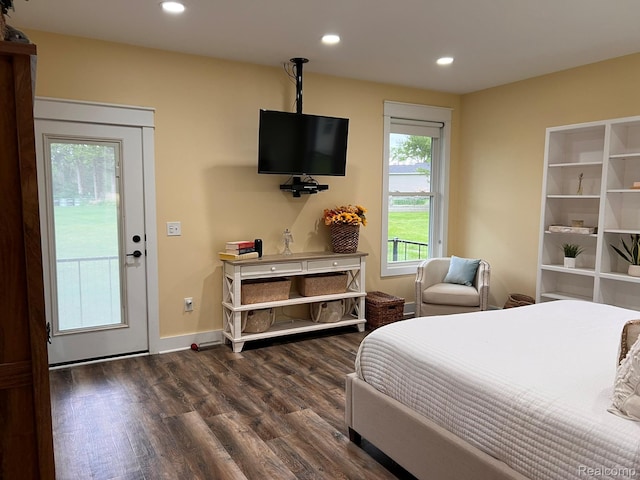 1041 Lancaster St, Lapeer, MI 48446 - bedroom with dark wood-type flooring, recessed lighting, and baseboards
