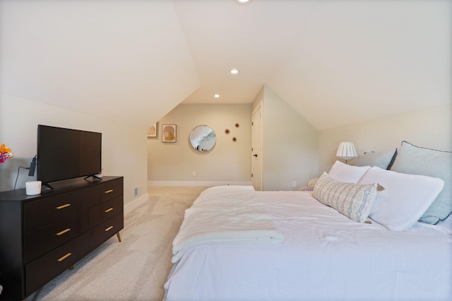 8460 Woodridge Dr, Davison, MI 48423 - bedroom with lofted ceiling, light colored carpet, and recessed lighting