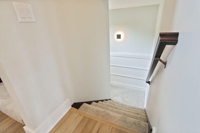 8460 Woodridge Dr, Davison, MI 48423 - stairs featuring baseboards