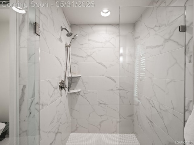 822 Suffield Ave, Birmingham, MI 48009 - full bath featuring toilet and a marble finish shower
