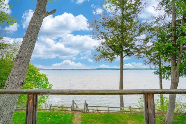 6514 Beech Tree Rd, Glen Arbor, MI 49636