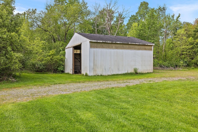 17270 Taft Rd, Spring Lake, MI 49456 - view of pole building with a yard