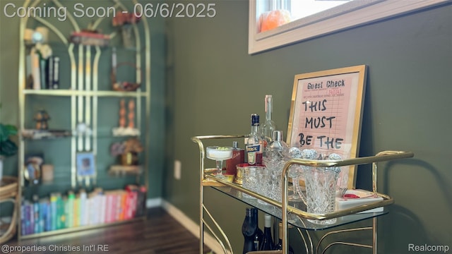34143 Zimmer Dr, Sterling Heights, MI 48310 - detailed view of a dry bar and baseboards