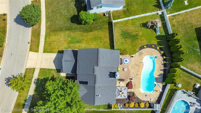 18615 Andrew Ln, New Boston, MI 48164 - aerial view of a pool area