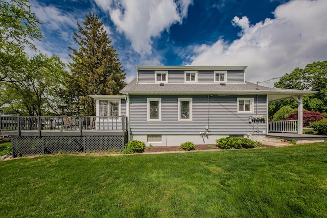 3063 Lansdowne Rd, Waterford, MI 48329 - rear view of house featuring a lawn, a wooden deck, and roof with shingles