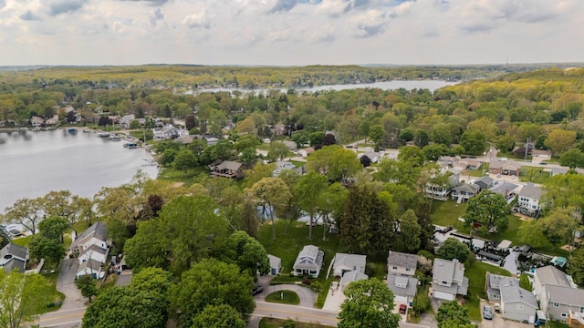 3063 Lansdowne Rd, Waterford, MI 48329 - aerial overview of property's location with a large body of water and nearby suburban area