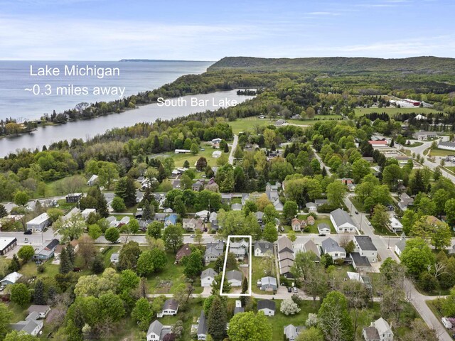 10135 W Front St, Empire, MI 49630