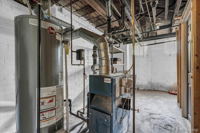 756 Delaware St, Detroit, MI 48202 - utility room featuring gas water heater