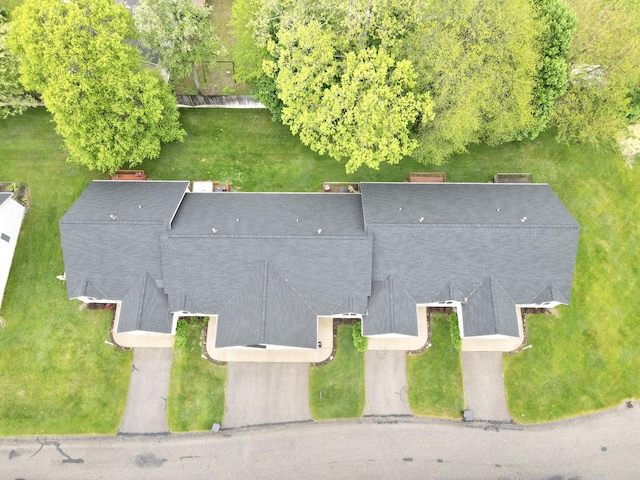 319 Nestlewood Dr Unit 3, Holland, MI 49424 - drone / aerial view