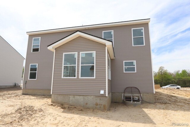 54724 Heron Cir, Chesterfield, MI 48047 - view of rear view of property