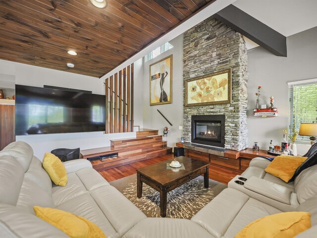 2506 Hawks Eye Dr, Bellaire, MI 49615