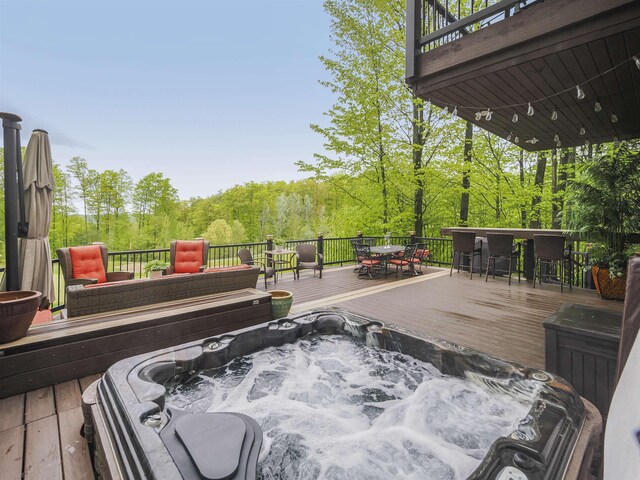 2506 Hawks Eye Dr, Bellaire, MI 49615