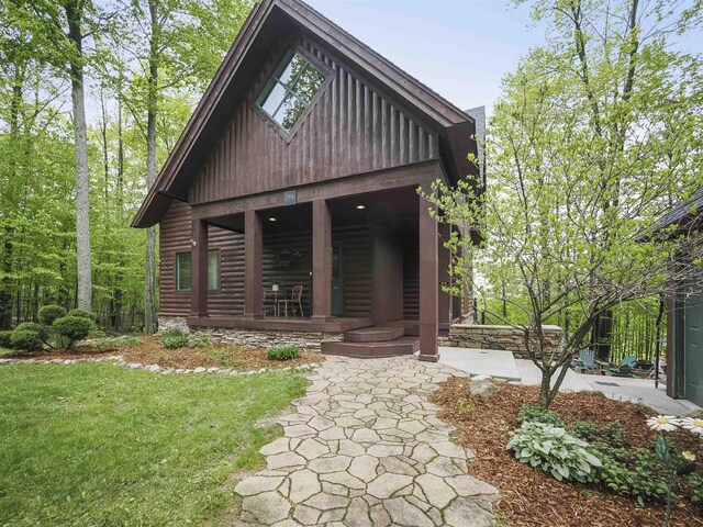 2506 Hawks Eye Dr, Bellaire, MI 49615
