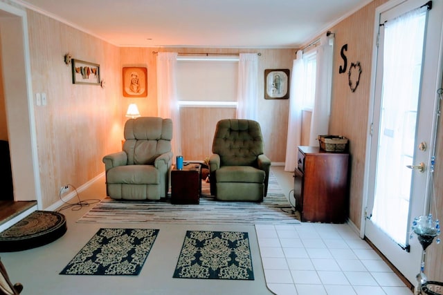 12765 Sand Creek Highway, Sand Creek, MI 49279 - living area with ornamental molding