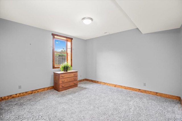 3434 Brown City Rd, Imlay City, MI 48444 - unfurnished room with light carpet and baseboards