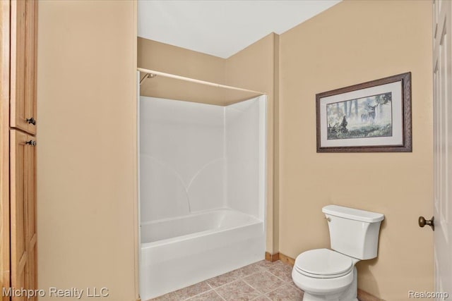 3434 Brown City Rd, Imlay City, MI 48444 - bathroom with toilet, tub / shower combination, and baseboards