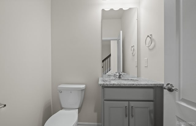 4060 Nottingham Cir, Clarkston, MI 48346 - half bath featuring toilet and vanity