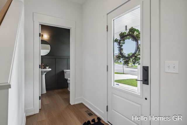 1705 Forest Hill Ave SE, Grand Rapids, MI 49546 - photo 5