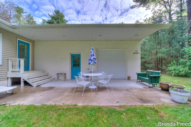 7561 Wiczer Dr, Whitehall, MI 49461 - view of patio