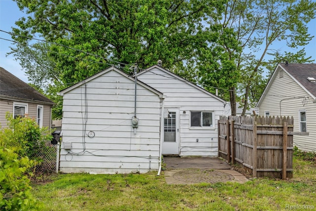 20515 Hollywood St, Harper Woods, MI 48225 - view of rear view of property