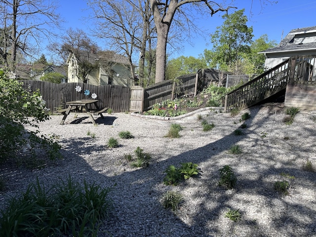 406 S Elm Ave, Jackson, MI 49203 - view of fenced yard