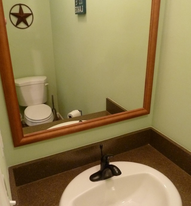 317 Monroe St, South Haven, MI 49090 - half bath with toilet and vanity