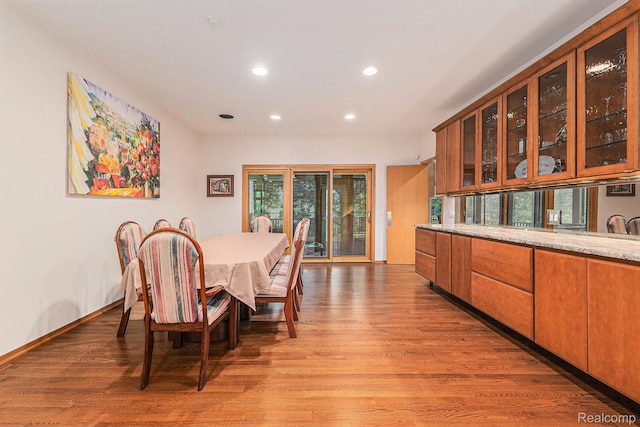 3870 Glen Falls Dr, Bloomfield Hills, MI 48302 - dining space with light wood-style flooring and recessed lighting